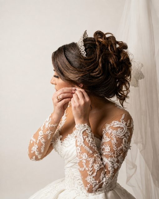 Raccolto da sposa realizzato da Marinella Parrucchiera